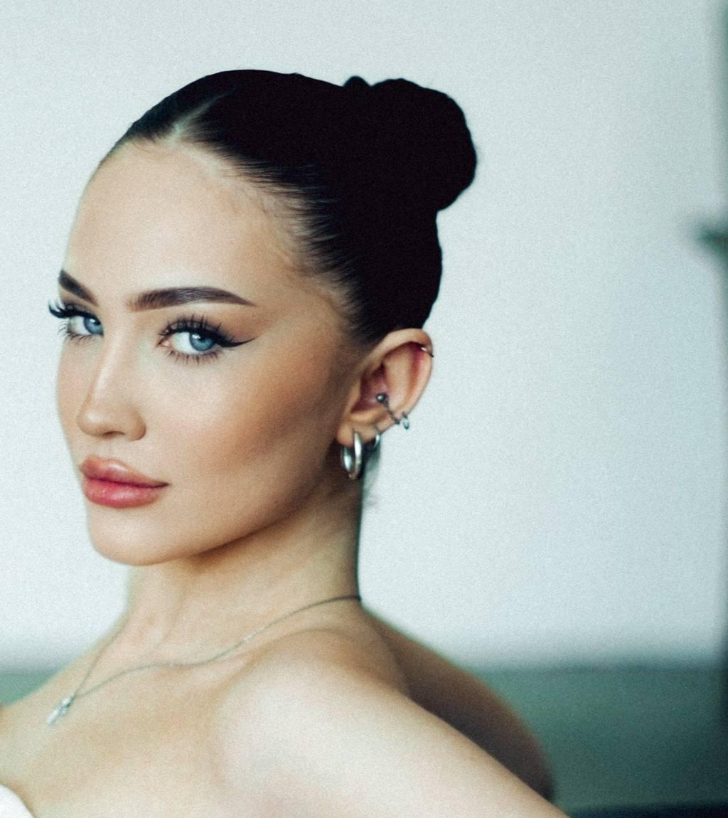 Светик привлекательная девушка из Иркутска цена от 6000 руб